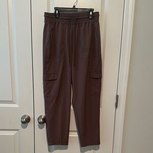 Old Navy stretch tech cargo